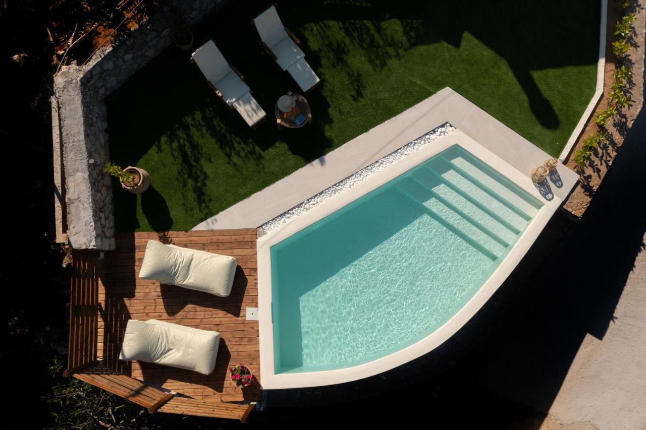 Koukoutsa House With Swimming Pool Corfu Sokraki Hébergement de vacances *