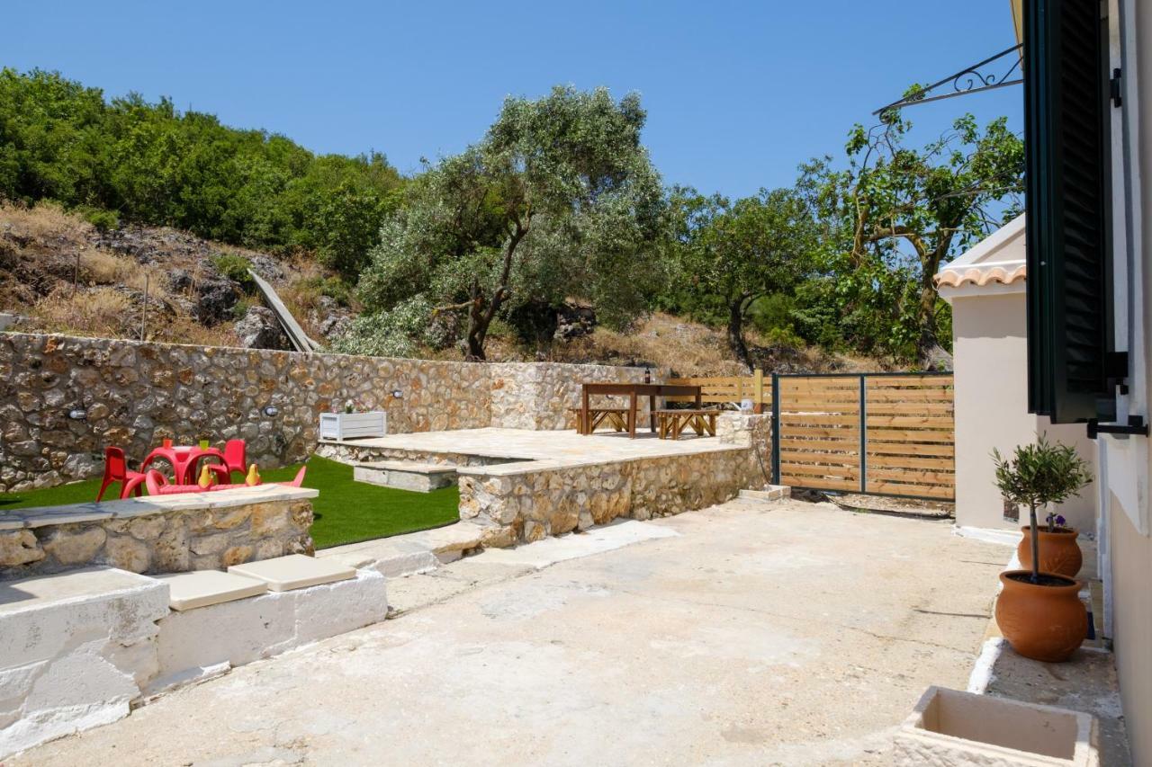 Hébergement de vacances Koukoutsa House With Swimming Pool Corfu Sokraki *